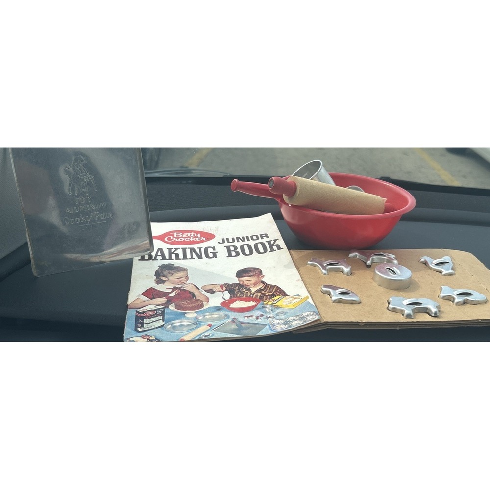 Betty Crocker 1953 Jr Baking Kit Items With Extras Vintage *not A Complete Kit